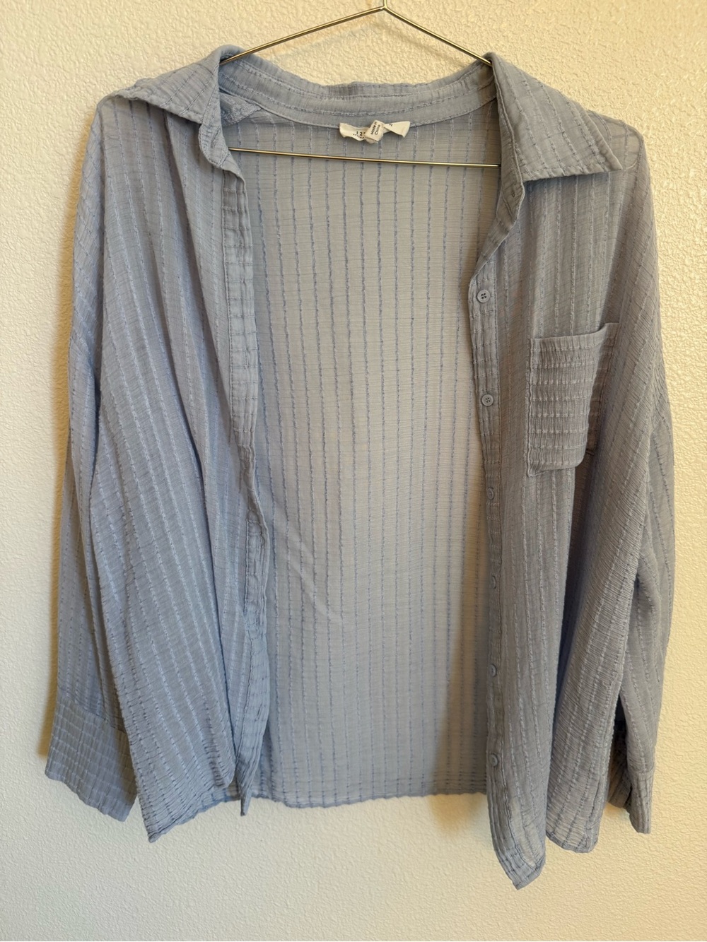 Women’s Light Blue Lightweight button up Shirt - Casual Layering